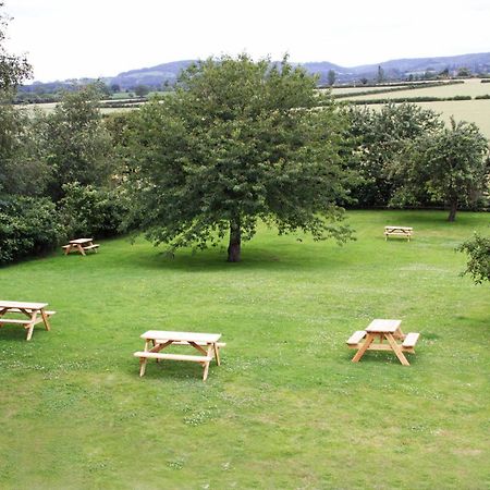 Oyo White Horse Lodge Hotel, East Thirsk Bagby エクステリア 写真