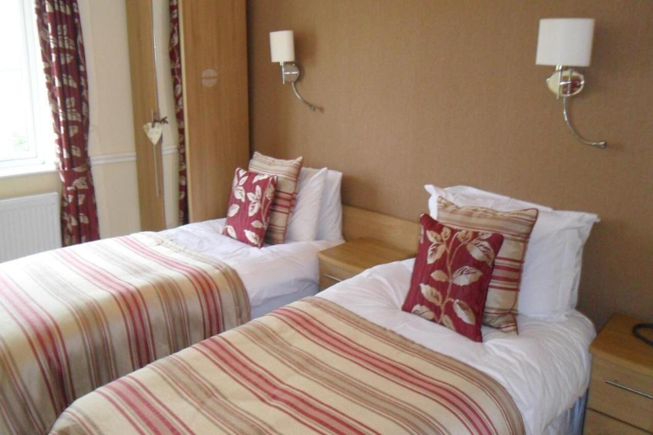 Oyo White Horse Lodge Hotel, East Thirsk Bagby エクステリア 写真