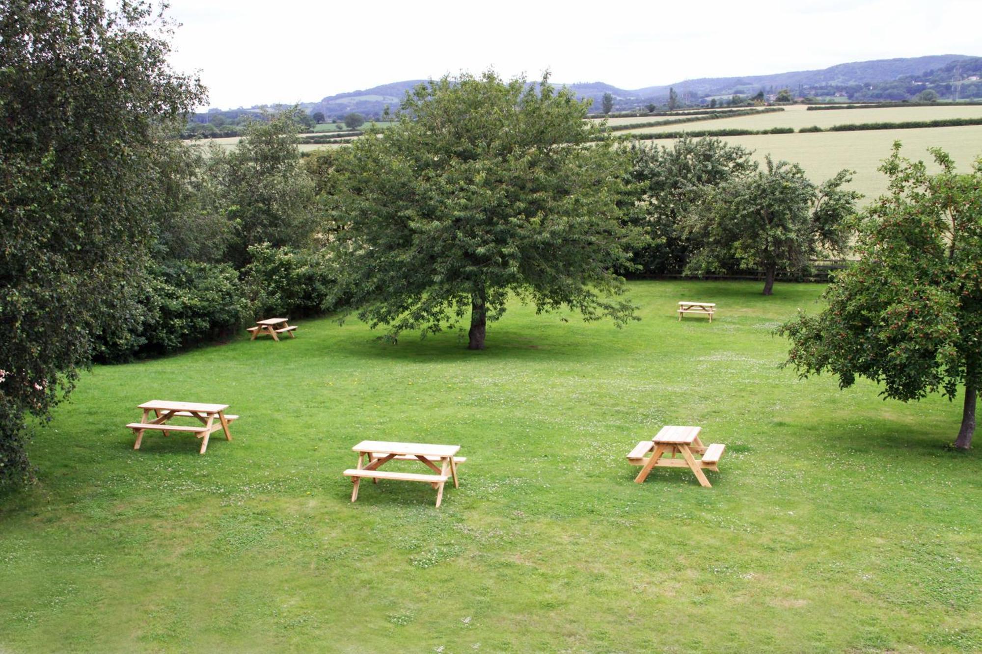 Oyo White Horse Lodge Hotel, East Thirsk Bagby エクステリア 写真